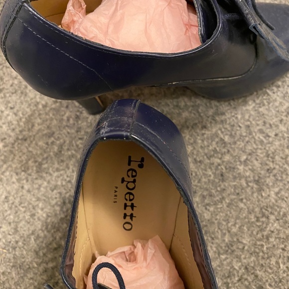 Repetto Oxford Heels - Picture 4 of 5